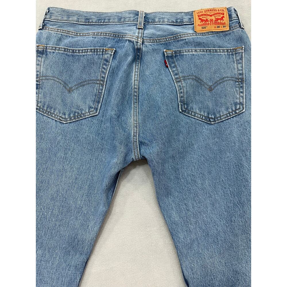 Levi’s 505 Regular Fit Light Wash Straight Leg Jeans Men’s 36x30 - Picture 4 of 12